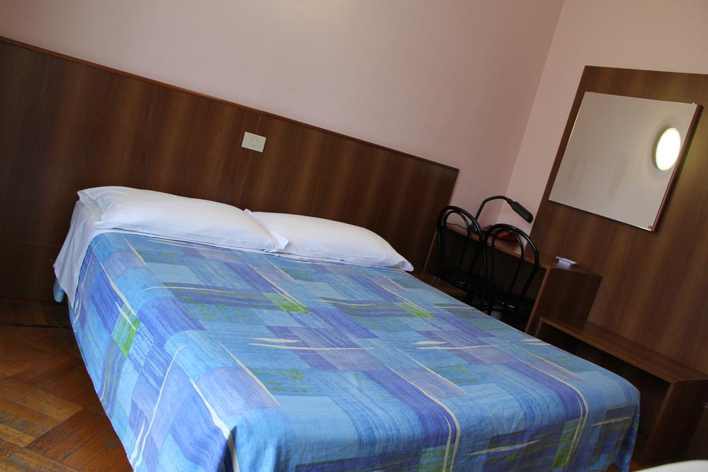 Hotel Rallye Μιλάνο Εξωτερικό φωτογραφία